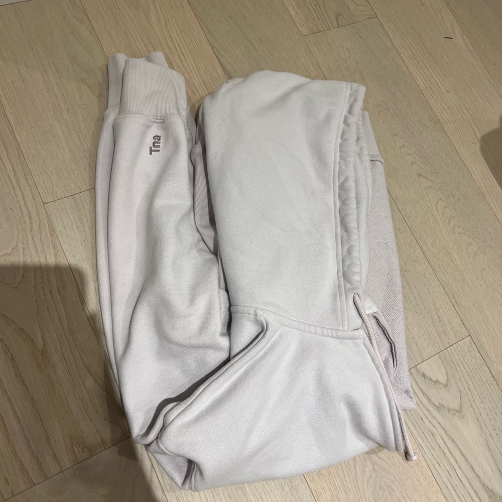 Aritzia Zip Up Hoodie Light Purple
